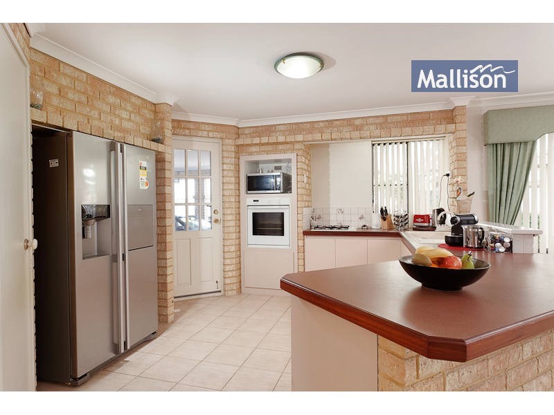 14 Sugarwood Drive, Thornlie WA 6108