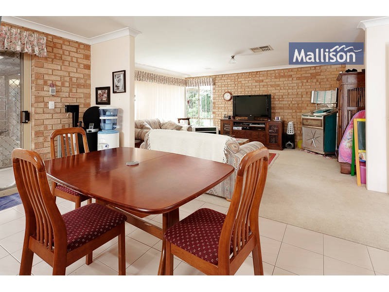 60 Elderfield Road, Waterford WA 6152