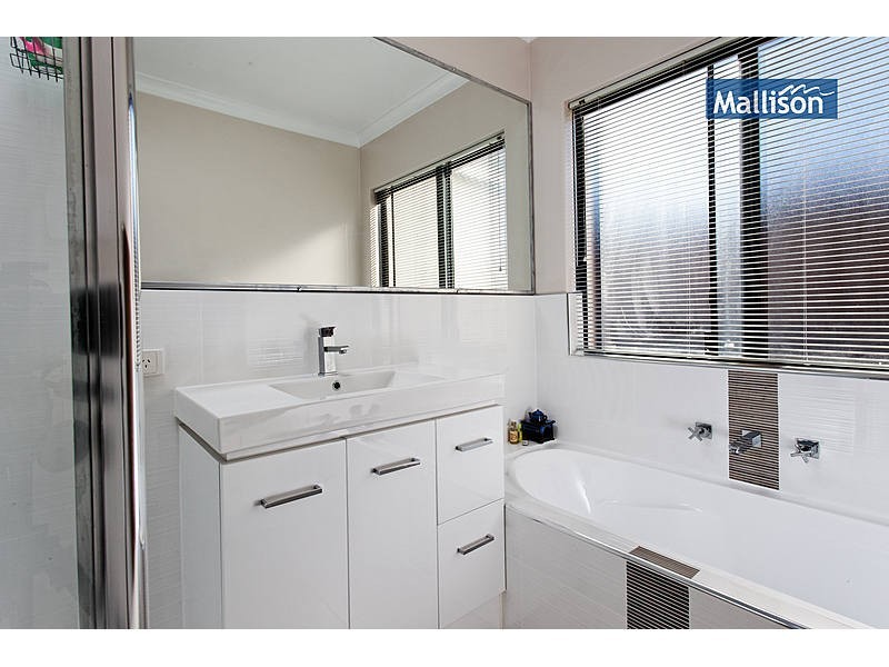 221 Coode Street, Como WA 6152