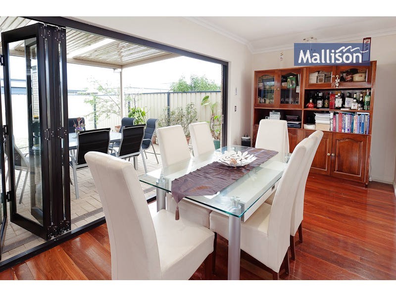 10 Vermillion Way, Success WA 6164