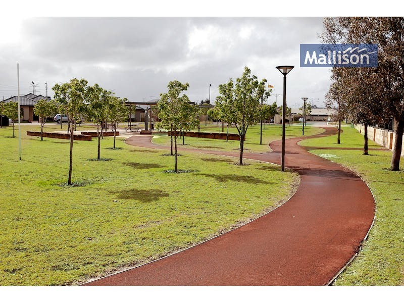 10 Vermillion Way, Success WA 6164