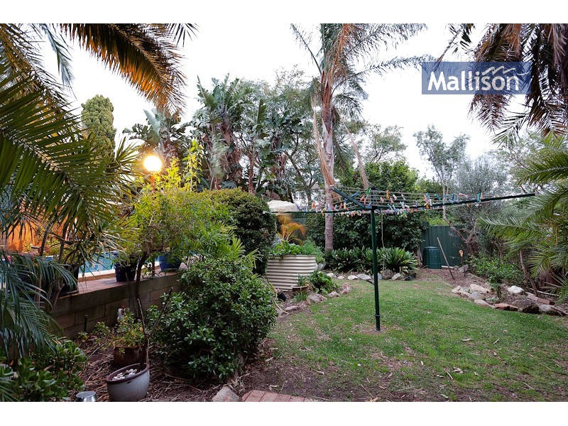 9 Curtis Place, Melville WA 6156