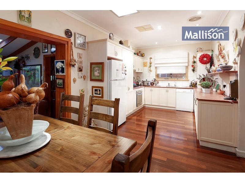 9 Curtis Place, Melville WA 6156