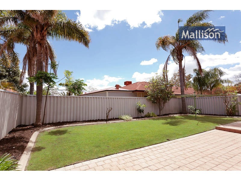 7 Brooke Gardens, Bateman WA 6150