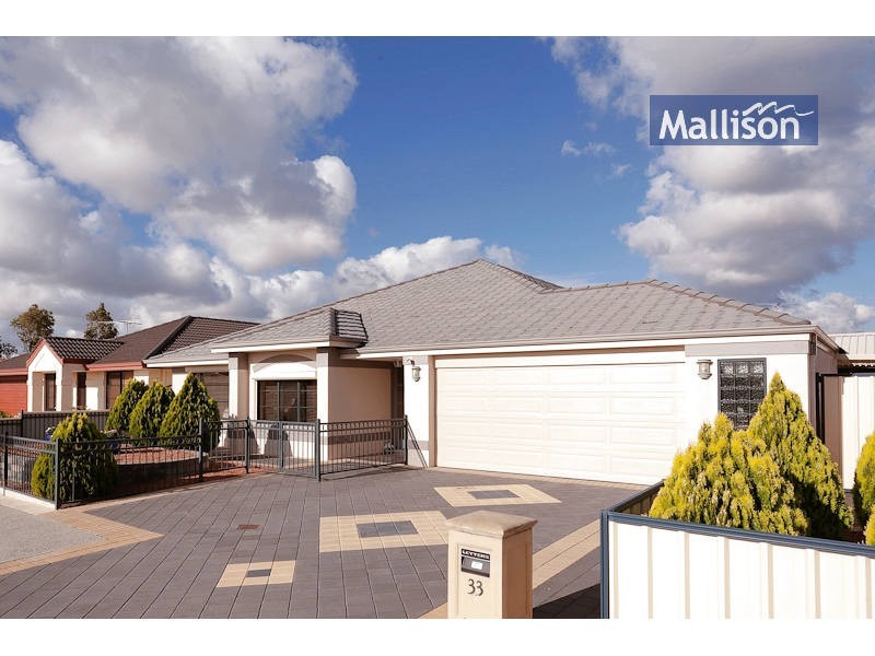 33 Macquarie Boulevard, Hammond Park WA 6164
