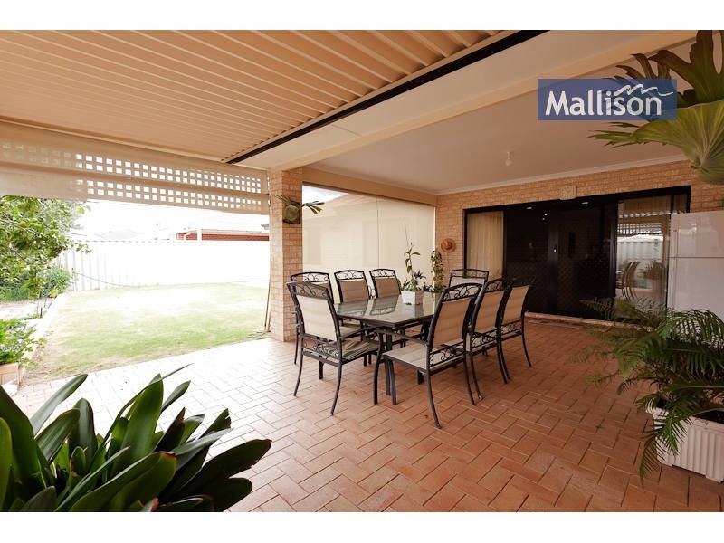 12 Karri Way, Thornlie WA 6108
