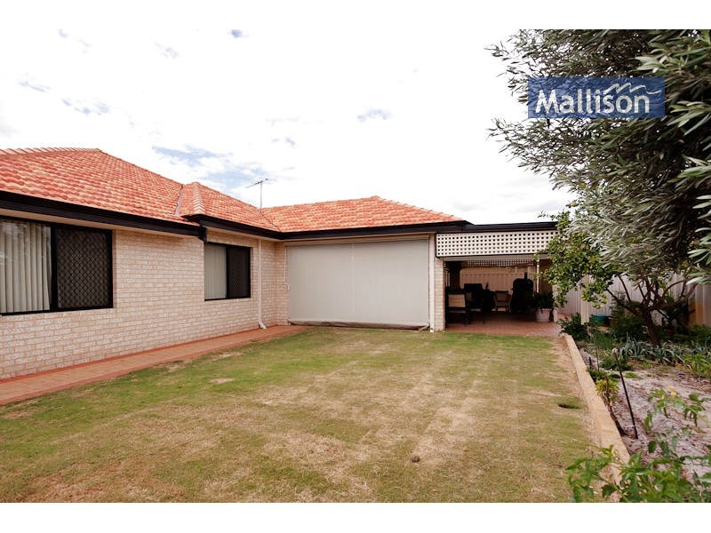 12 Karri Way, Thornlie WA 6108