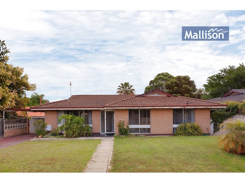 5 Juxon Place, Hamilton Hill WA 6163