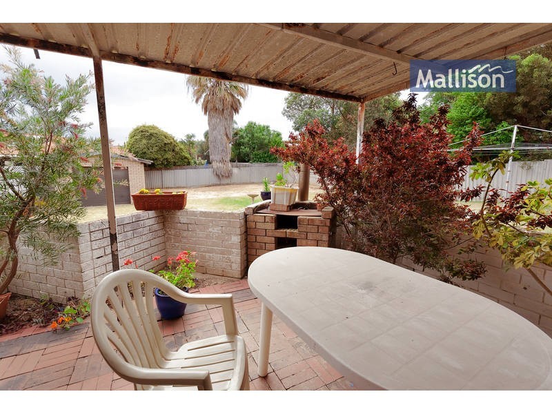 5 Juxon Place, Hamilton Hill WA 6163