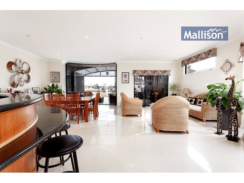 52 Murray Waters Boulevard, South Yunderup WA 6208