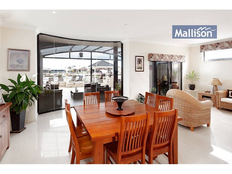 52 Murray Waters Boulevard, South Yunderup WA 6208