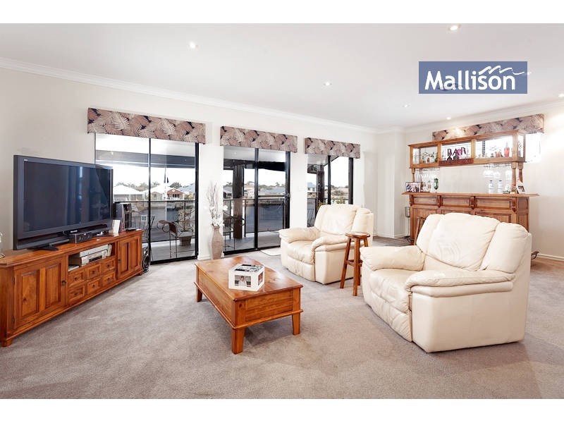 52 Murray Waters Boulevard, South Yunderup WA 6208