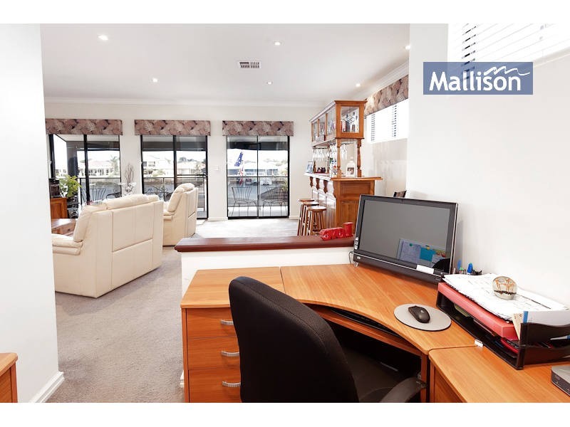 52 Murray Waters Boulevard, South Yunderup WA 6208