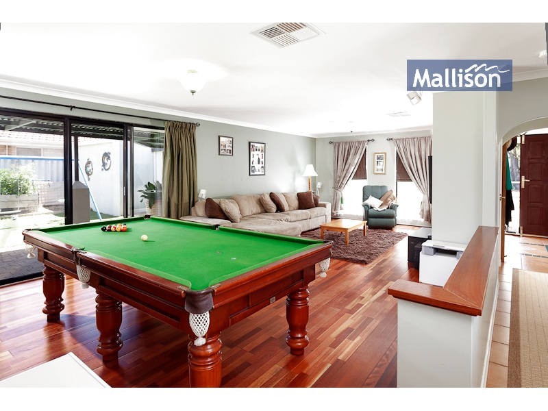 16 Timberlane Loop, Cooloongup WA 6168