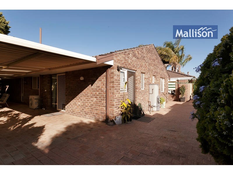 1 Clay Street, Thornlie WA 6108