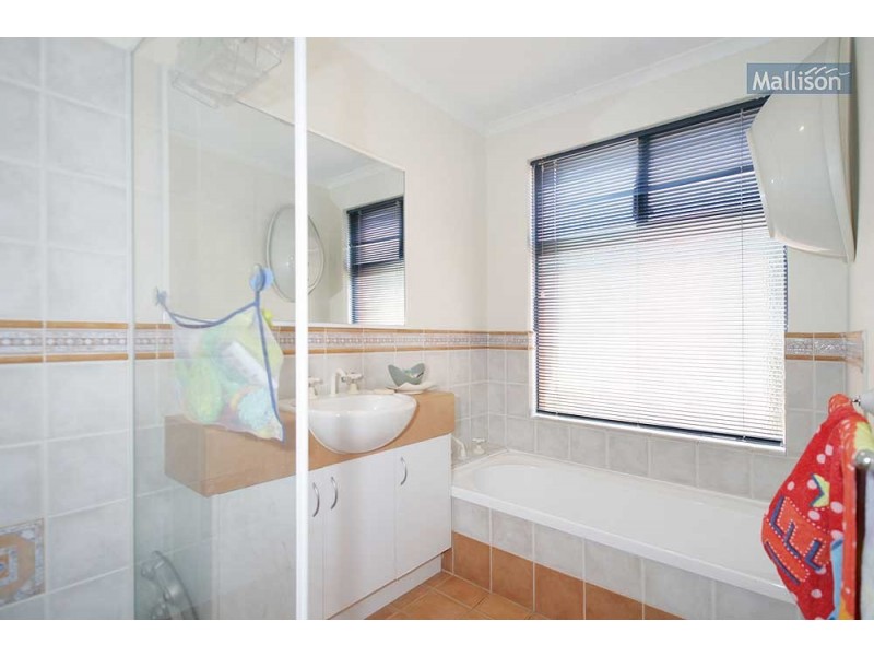 229 Wentworth Parade, Success WA 6164