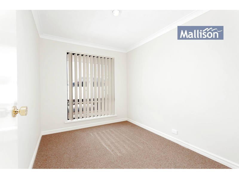 8B Kitchener Road, Melville WA 6156