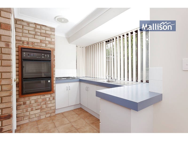 8B Kitchener Road, Melville WA 6156