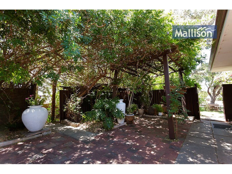 60 Fanstone Avenue, Beeliar WA 6164