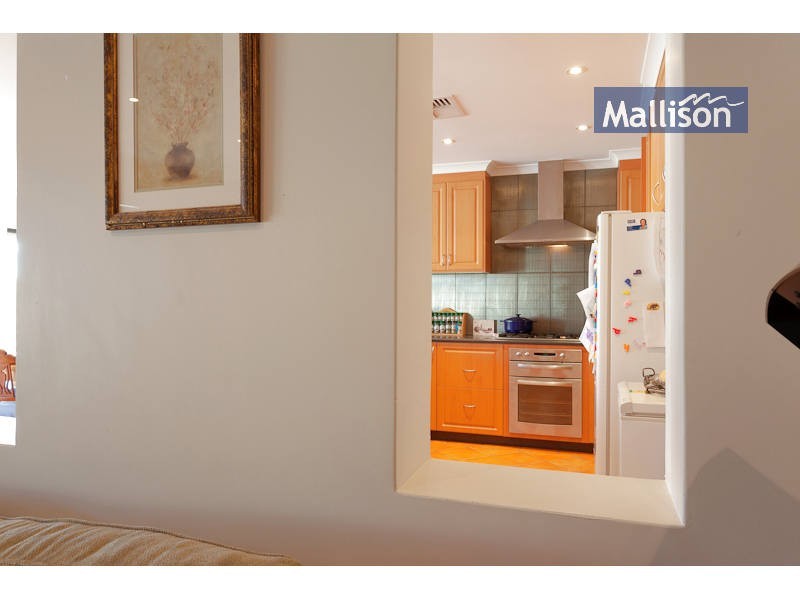 8 Namoi Street, Hammond Park WA 6164