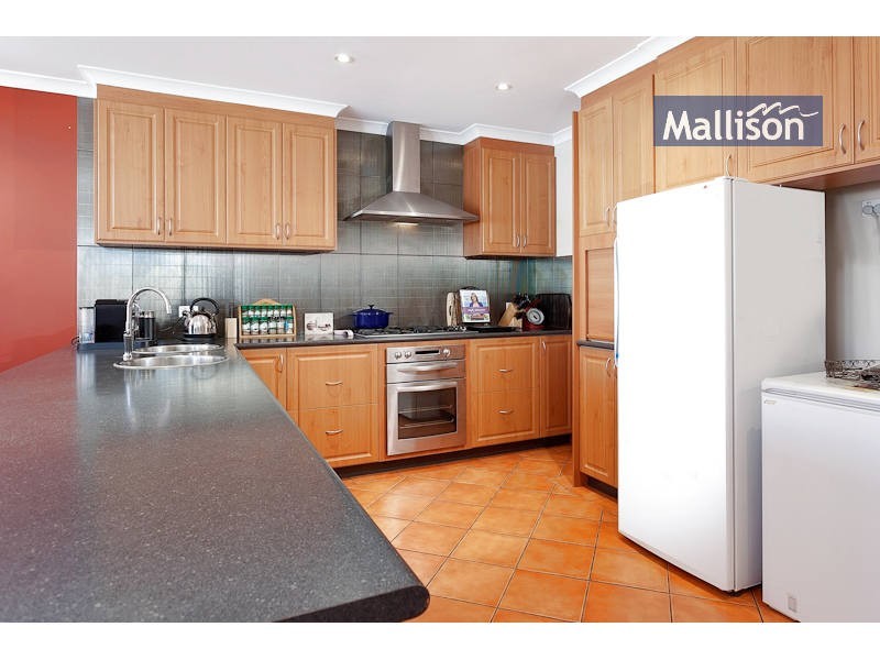 8 Namoi Street, Hammond Park WA 6164