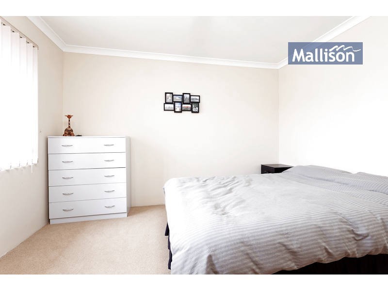 17 Marshwood Retreat, Bibra Lake WA 6163