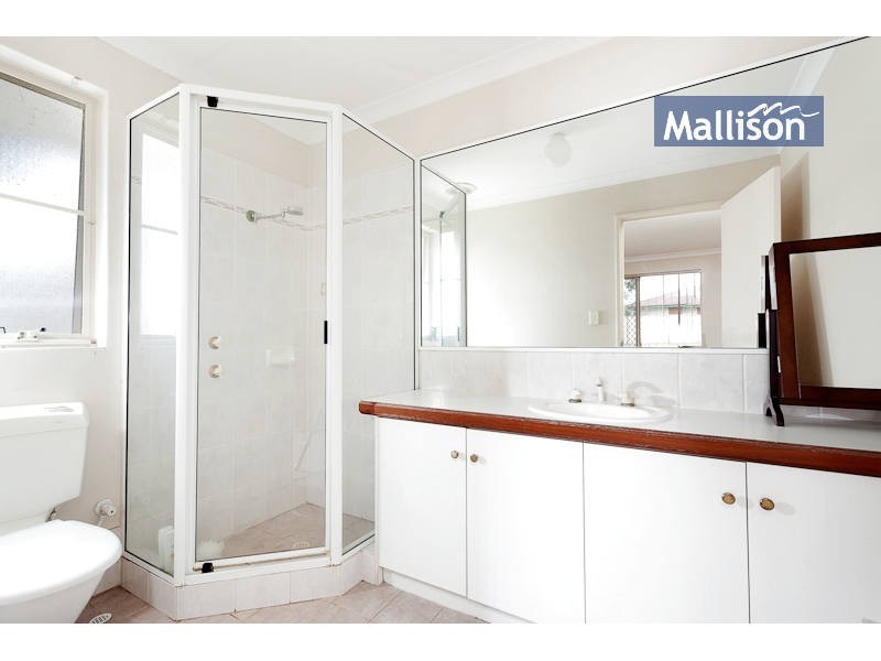 17 Marshwood Retreat, Bibra Lake WA 6163