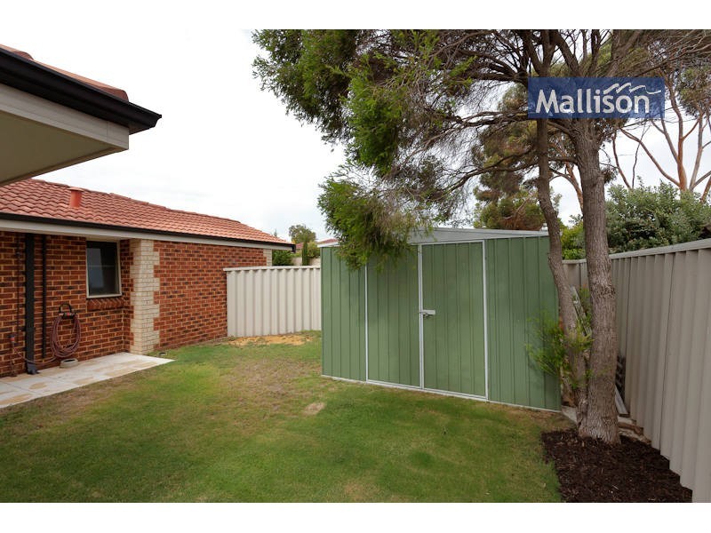 17 Marshwood Retreat, Bibra Lake WA 6163