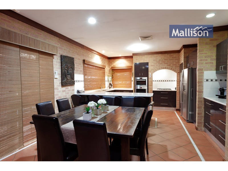 9 Clarendon Court, Thornlie WA 6108