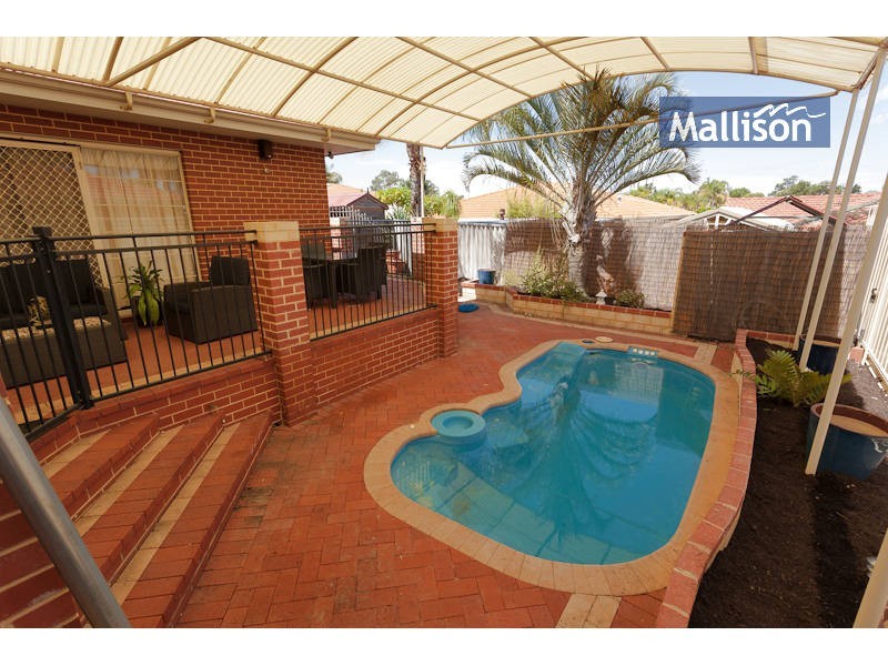 9 Clarendon Court, Thornlie WA 6108