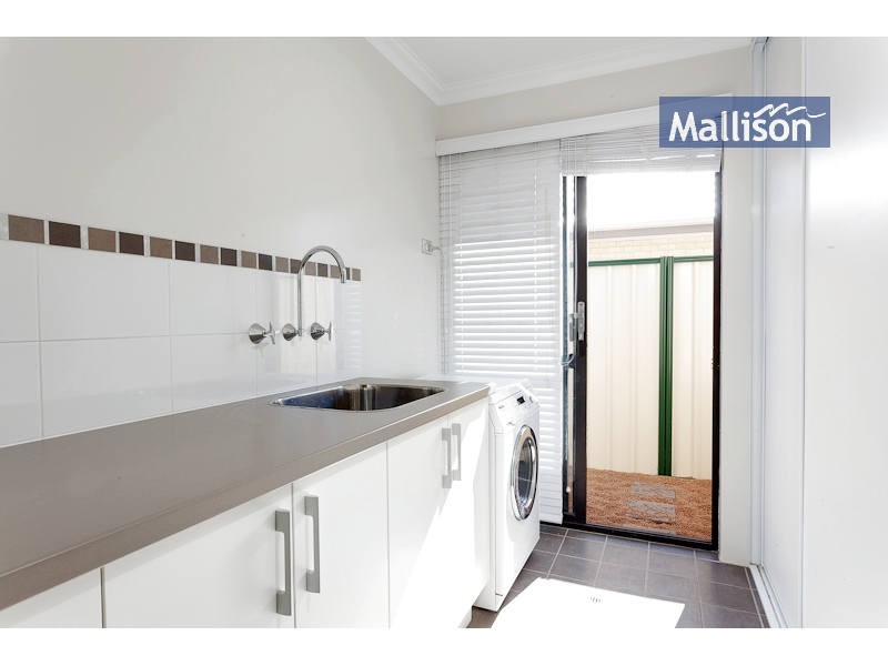 3 Dianella Road, Hammond Park WA 6164