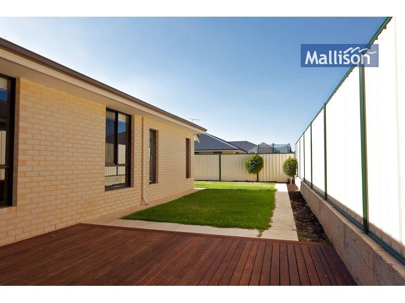 3 Dianella Road, Hammond Park WA 6164