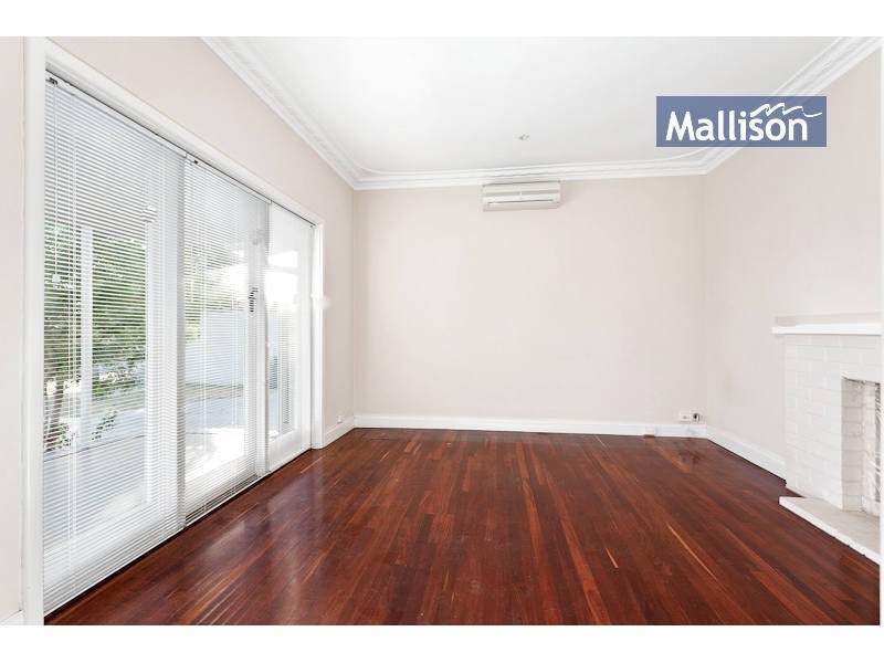 28 Halse Crescent, Melville WA 6156