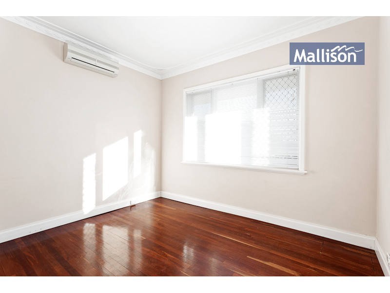 28 Halse Crescent, Melville WA 6156