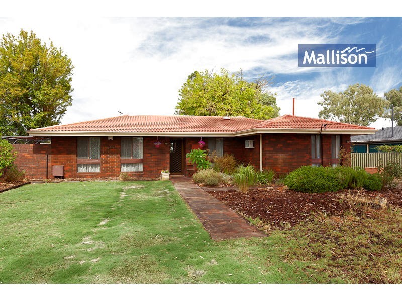 57 Lyrebird Way, Thornlie WA 6108