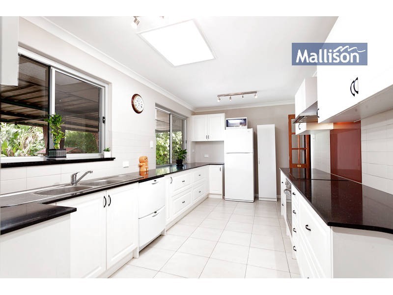 57 Lyrebird Way, Thornlie WA 6108