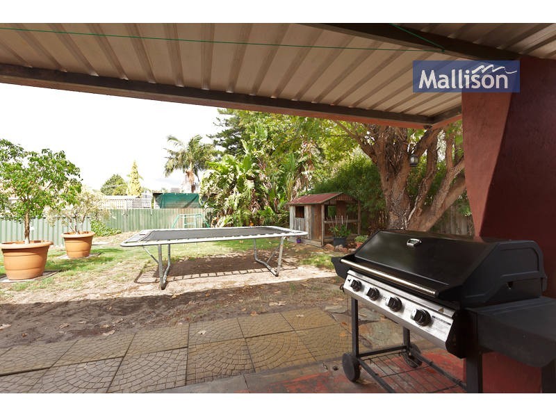 57 Lyrebird Way, Thornlie WA 6108