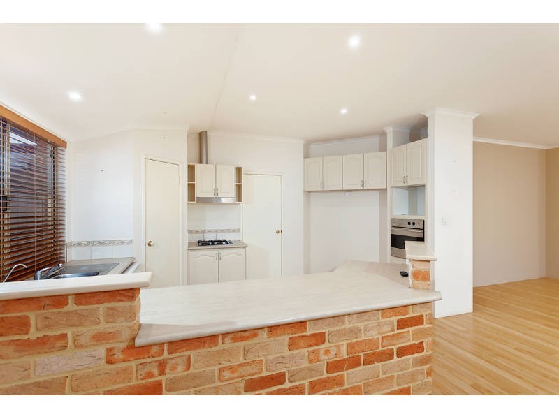 24 Wauhop Circle, Beeliar WA 6164