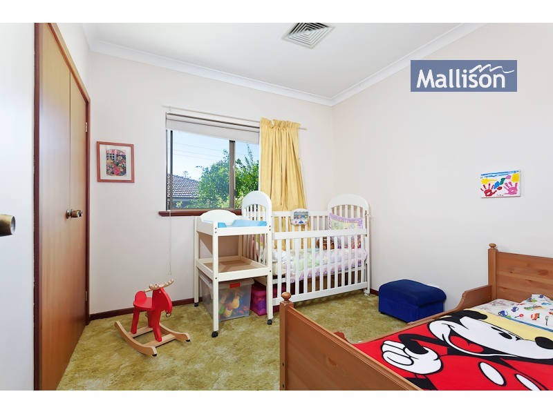 2 Merrifield Circle, Leeming WA 6149