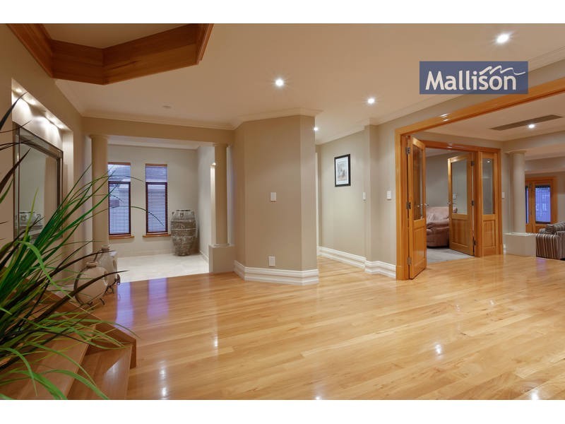 66 Edeline Street, Spearwood WA 6163