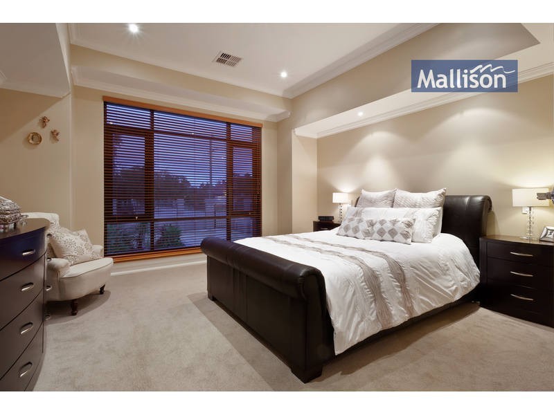 66 Edeline Street, Spearwood WA 6163