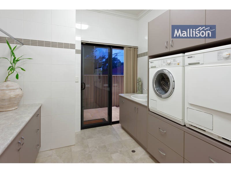 66 Edeline Street, Spearwood WA 6163