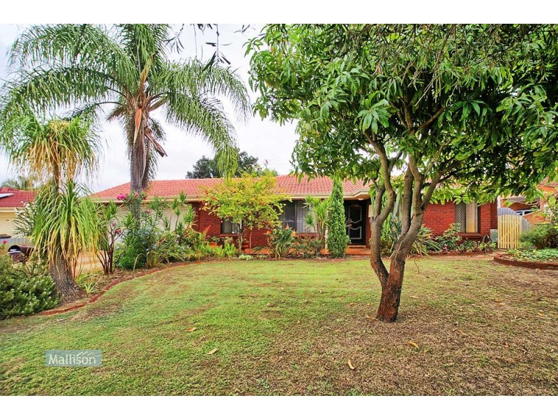 29 Bardwell Street, Thornlie WA 6108
