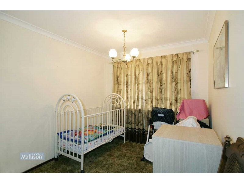 29 Bardwell Street, Thornlie WA 6108