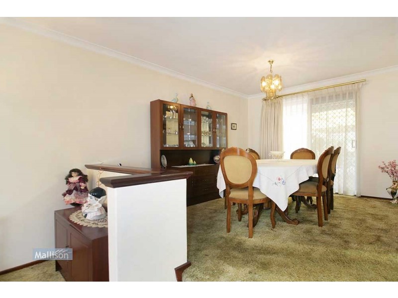 29 Bardwell Street, Thornlie WA 6108