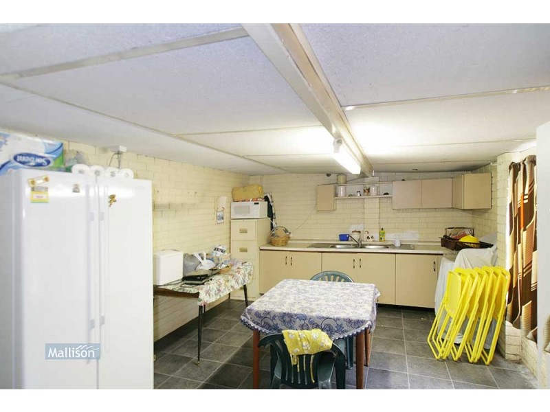 29 Bardwell Street, Thornlie WA 6108