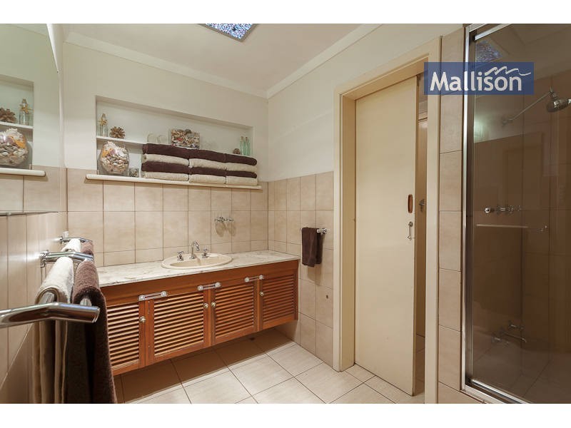 2 Hosken Road, Gosnells WA 6110