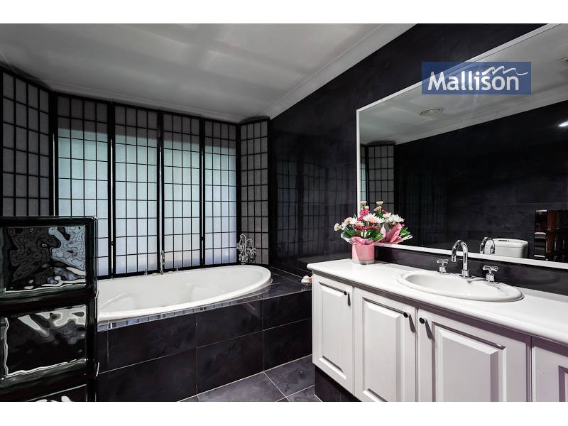 2 Hosken Road, Gosnells WA 6110