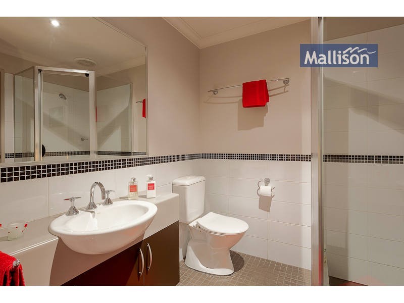 6 Thelma Street, Como WA 6152