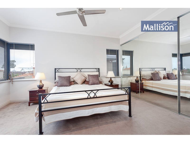 6 Thelma Street, Como WA 6152